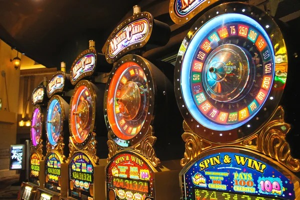 al3xis togel Phoenix Rises live-dealer table interface